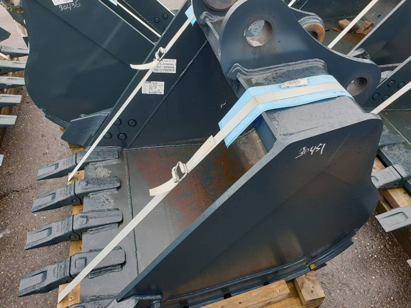 Hyundai Excavator digging bucket 140, 61K4-30501 - Ковш для Строительной техники: фото 2 Hyundai Excavator digging bucket 140, 61K4-30501 - Ковш для Строительной техники: фото 2