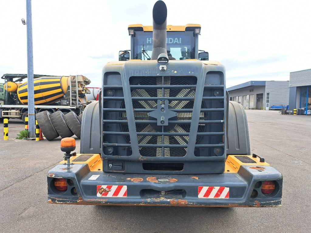 Hyundai HL740-9 XTD, HL740XTD-9 - Колёсный погрузчик: фото 3 Hyundai HL740-9 XTD, HL740XTD-9 - Колёсный погрузчик: фото 3