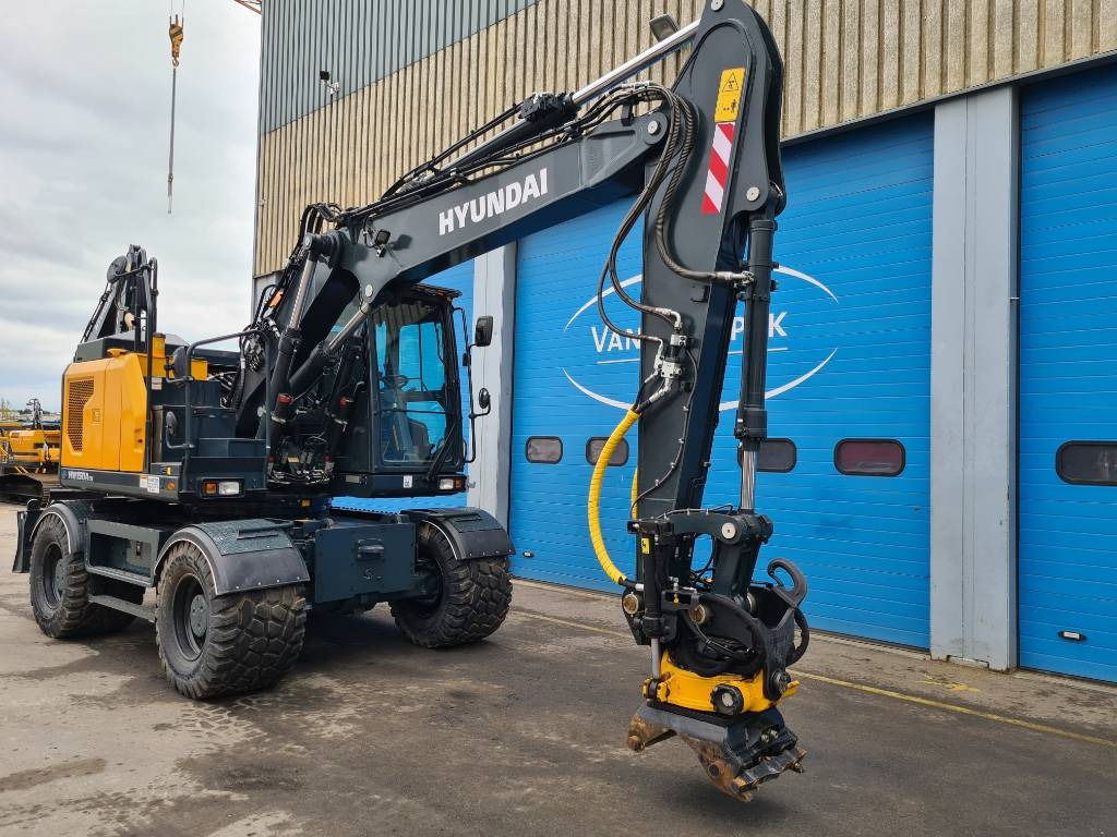 Hyundai HW150ACR + Tiltrotator - Колёсный экскаватор: фото 2 Hyundai HW150ACR + Tiltrotator - Колёсный экскаватор: фото 2