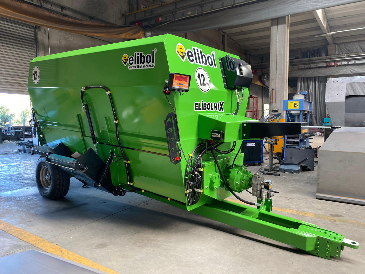 ELİBOL ELİBOLMIX 12M³ HORIZONTAL FEED MIXER - Кормораздатчик: фото 4 ELİBOL ELİBOLMIX 12M³ HORIZONTAL FEED MIXER - Кормораздатчик: фото 4