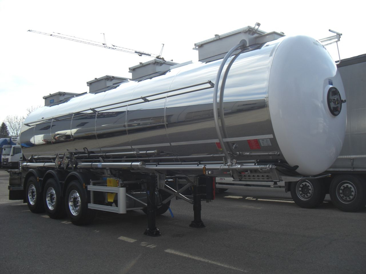 Magyar SRMAD/1KAMMER/CHEMIE - Полуприцеп-цистерна: фото 2 Magyar SRMAD/1KAMMER/CHEMIE - Полуприцеп-цистерна: фото 2