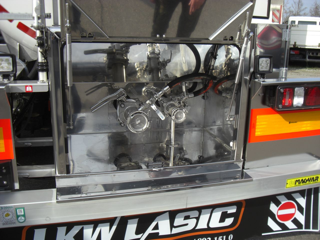 Magyar SRMAD/1KAMMER/CHEMIE - Полуприцеп-цистерна: фото 5 Magyar SRMAD/1KAMMER/CHEMIE - Полуприцеп-цистерна: фото 5