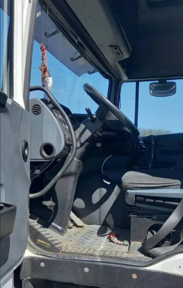 DAF XF 95 - Тягач: фото 4 DAF XF 95 - Тягач: фото 4