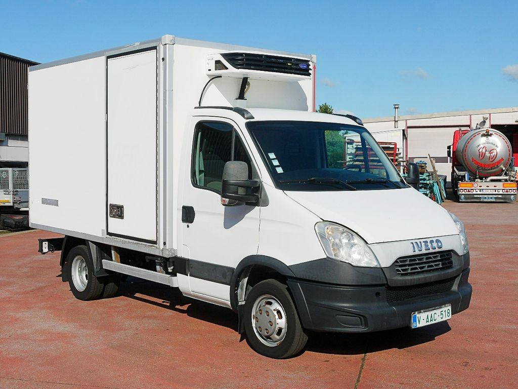 Iveco 35C13 DAILY KUHLKOFFER CARRIER XARIOS 300 -20C Iveco 35C13 DAILY KUHLKOFFER CARRIER XARIOS 300 -20C - Фургон-рефрижератор: фото 2 Iveco 35C13 DAILY KUHLKOFFER CARRIER XARIOS 300 -20C Iveco 35C13 DAILY KUHLKOFFER CARRIER XARIOS 300 -20C - Фургон-рефрижератор: фото 2