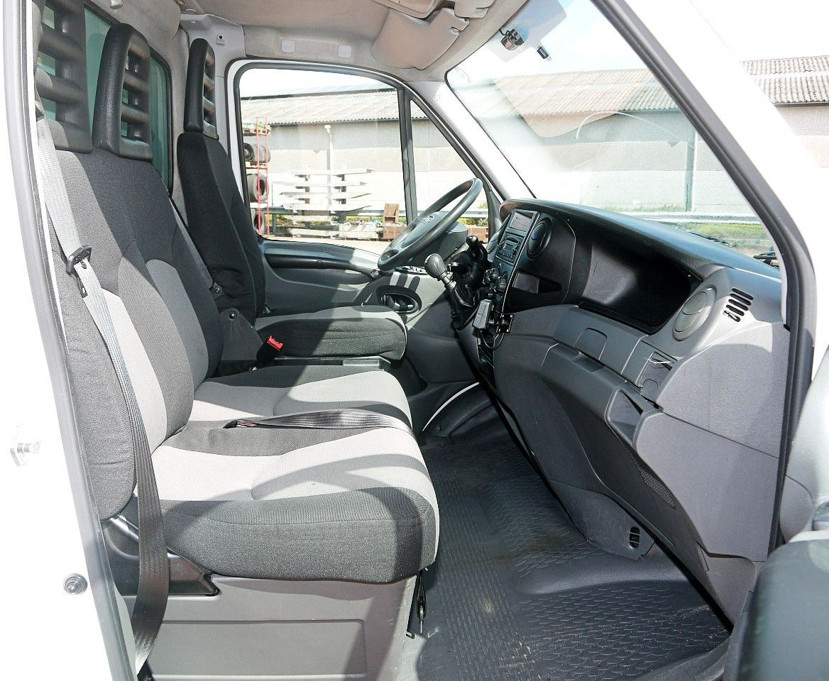 Фургон-рефрижератор Iveco 35C13 DAILY KUHLKOFFER CARRIER XARIOS 600 MULTI: фото 15 Фургон-рефрижератор Iveco 35C13 DAILY KUHLKOFFER CARRIER XARIOS 600 MULTI: фото 15