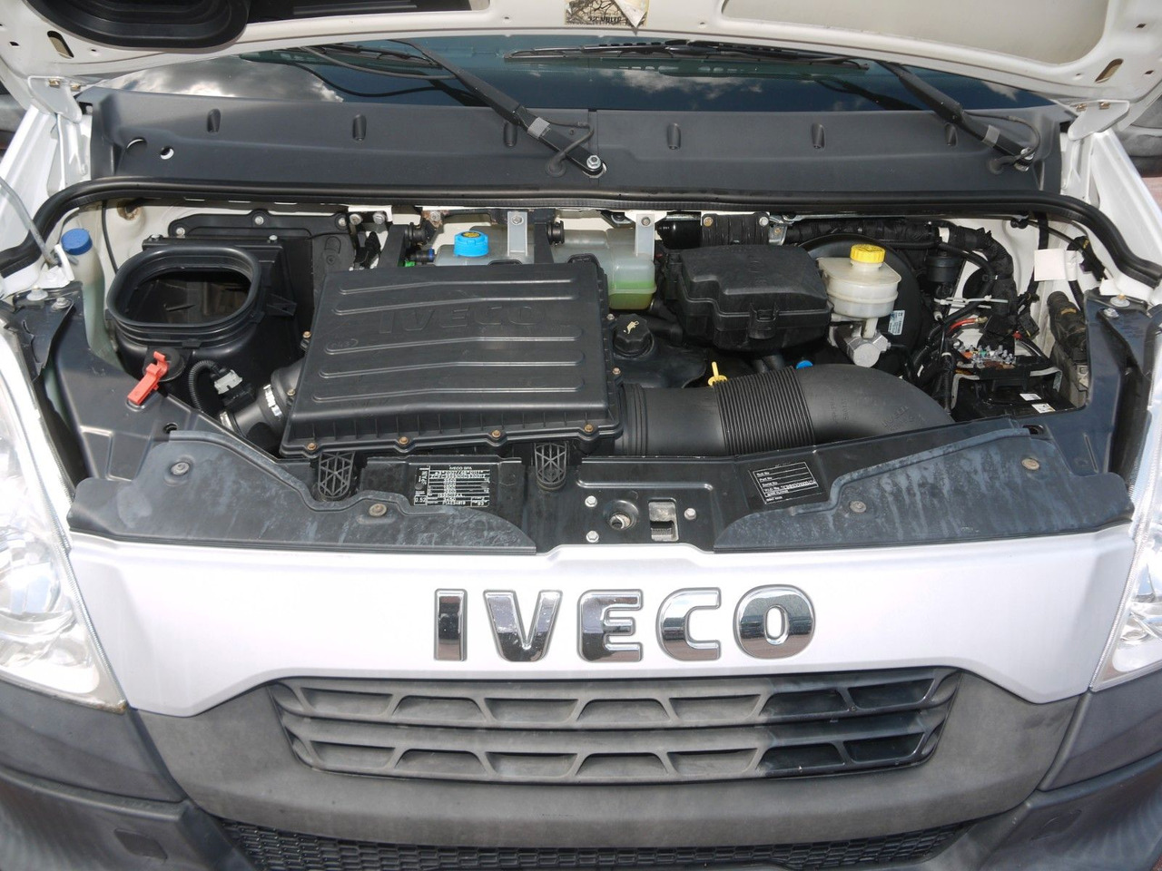 Фургон-рефрижератор Iveco 35C13 DAILY KUHLKOFFER CARRIER XARIOS 600 MULTI: фото 17 Фургон-рефрижератор Iveco 35C13 DAILY KUHLKOFFER CARRIER XARIOS 600 MULTI: фото 17