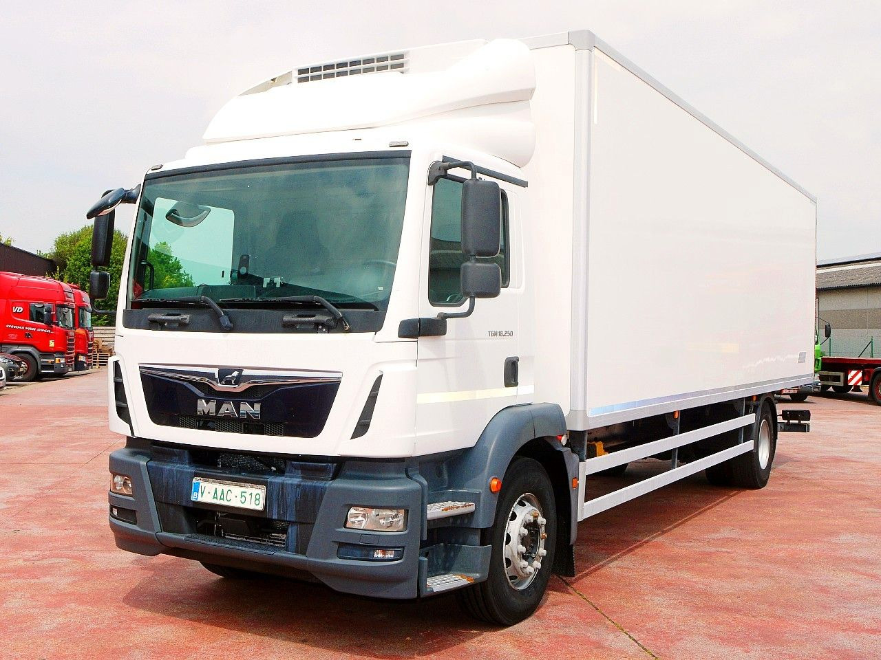 MAN TGM 18.250 KUHLKOFFER THERMOKING V800 MT A/C - Рефрижератор: фото 5 MAN TGM 18.250 KUHLKOFFER THERMOKING V800 MT A/C - Рефрижератор: фото 5
