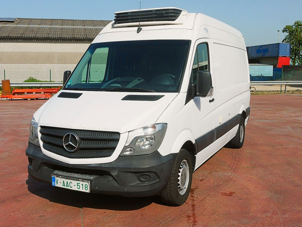 Mercedes-Benz 313 SPRINTER KUHLKASTENWAGEN CARRIER XARIOS -20C - Фургон-рефрижератор: фото 5 Mercedes-Benz 313 SPRINTER KUHLKASTENWAGEN CARRIER XARIOS -20C - Фургон-рефрижератор: фото 5