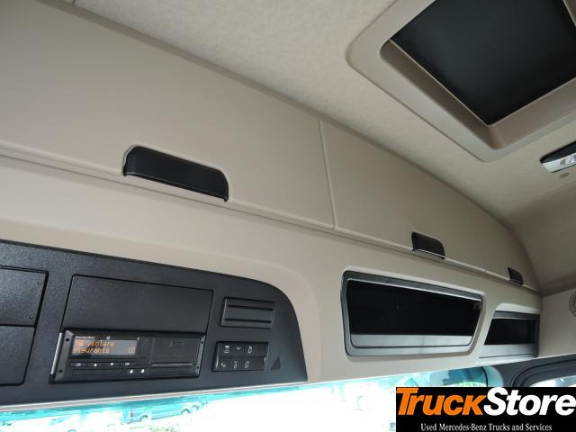 Тягач Mercedes-Benz Actros 1845 LS: фото 10
