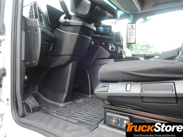 Тягач Mercedes-Benz Actros 1845 LS: фото 6