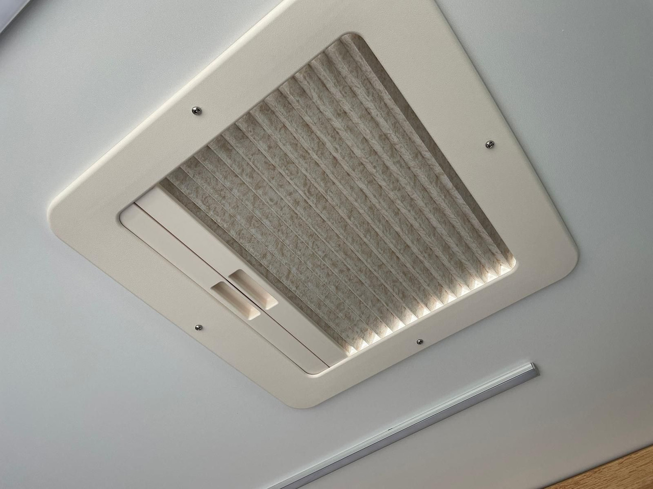 Коммерческий автомобиль MAN TGE 3.180 BF 3 BEGLEITFAHRZEUG L3H3 NAVI LED: фото 40