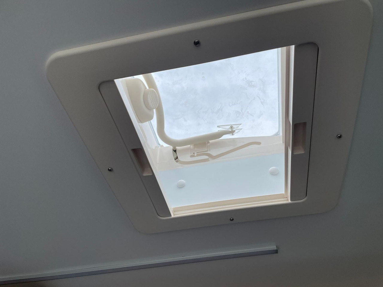 Коммерческий автомобиль MAN TGE 3.180 BF 3 BEGLEITFAHRZEUG L3H3 NAVI LED: фото 32