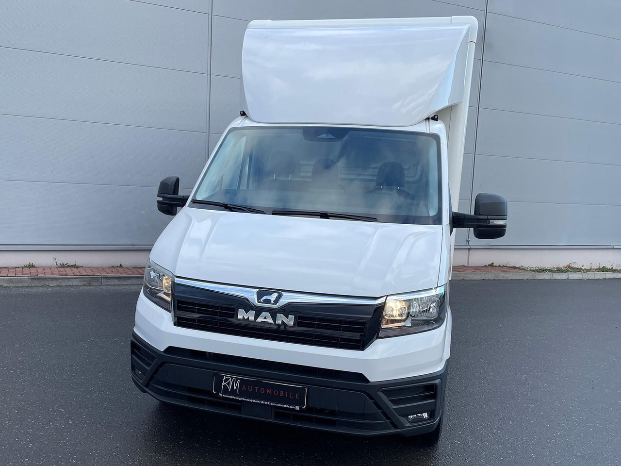 MAN TGE 3.160 Fahrgestell Einzelkabine Koffer NAVI - Легковой автомобиль: фото 4 MAN TGE 3.160 Fahrgestell Einzelkabine Koffer NAVI - Легковой автомобиль: фото 4