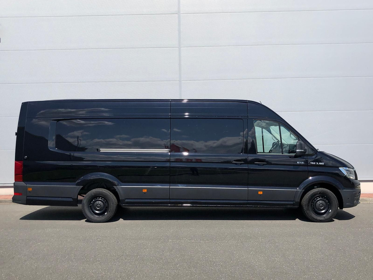 MAN TGE 3.180 Kasten L5H3 4x4 ACC LED NAV SITZHZ AHK - Цельнометаллический фургон: фото 5 MAN TGE 3.180 Kasten L5H3 4x4 ACC LED NAV SITZHZ AHK - Цельнометаллический фургон: фото 5