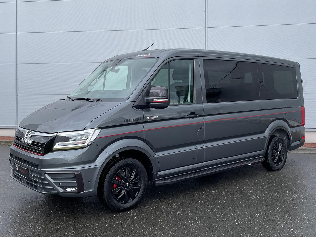 MAN TGE 3.180 Kombi L3H2 4x4 INDIVIDUAL S LED ACC - Микроавтобус, Пассажирский фургон: фото 1 MAN TGE 3.180 Kombi L3H2 4x4 INDIVIDUAL S LED ACC - Микроавтобус, Пассажирский фургон: фото 1