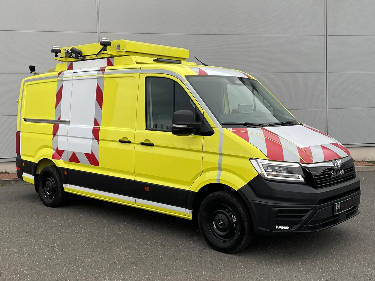 MAN TGE 3.180 L3H2 BF4 BEGLEITFAHRZEUG STANDHZ ACC - Цельнометаллический фургон: фото 2 MAN TGE 3.180 L3H2 BF4 BEGLEITFAHRZEUG STANDHZ ACC - Цельнометаллический фургон: фото 2