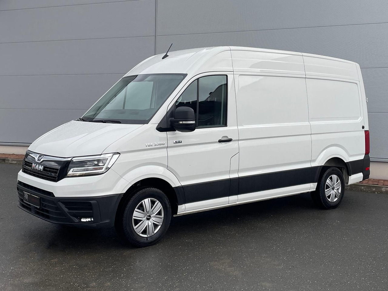 Легковой автомобиль MAN TGE 3.180 L3H3 Kasten 4x4 AUTOM DIFF AHK TEMP: фото 1