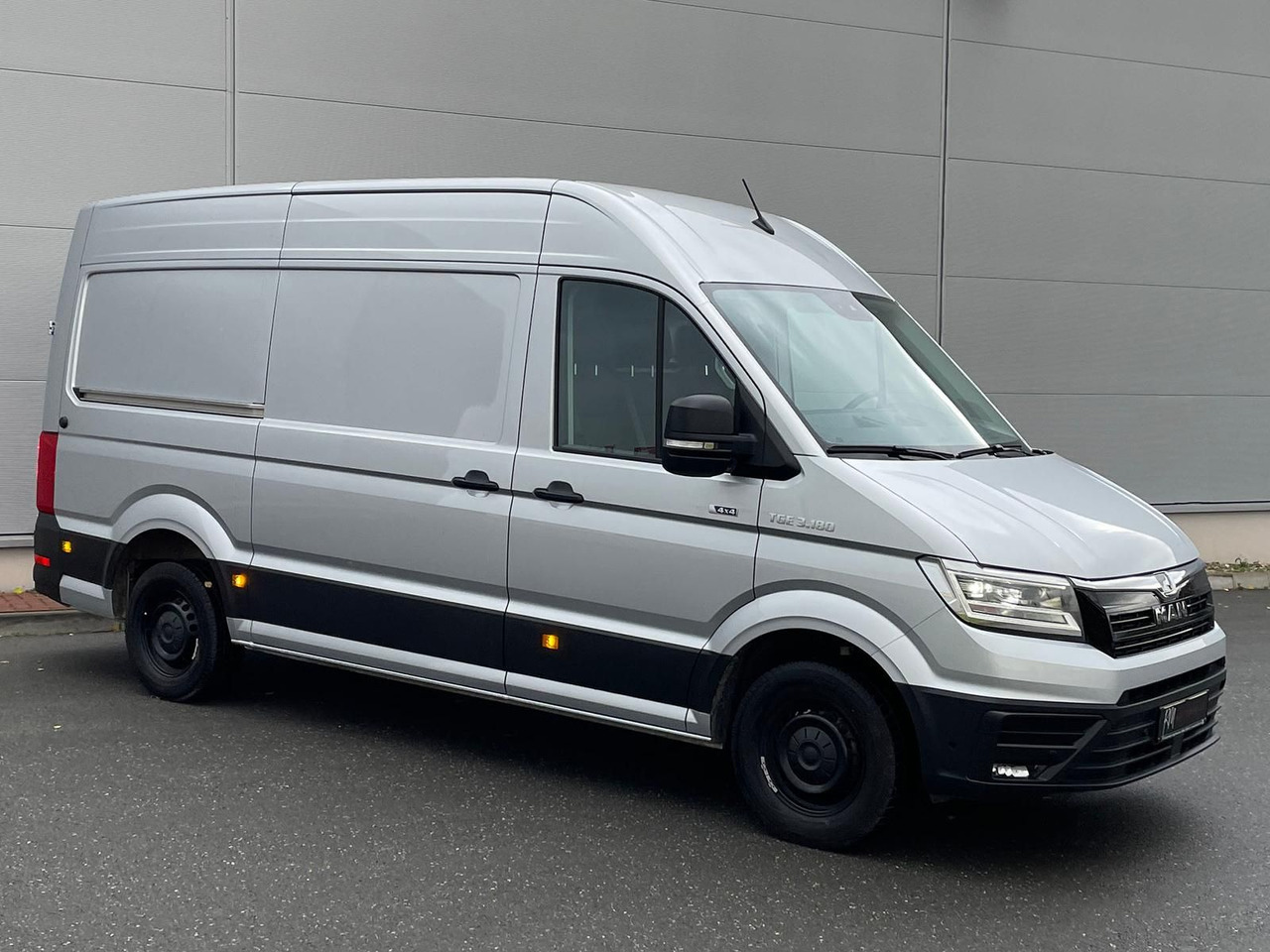 MAN TGE 3.180 L3H3 Kasten 4x4 AUTOM DIFF NAV AHK ACC - Легковой автомобиль: фото 2 MAN TGE 3.180 L3H3 Kasten 4x4 AUTOM DIFF NAV AHK ACC - Легковой автомобиль: фото 2