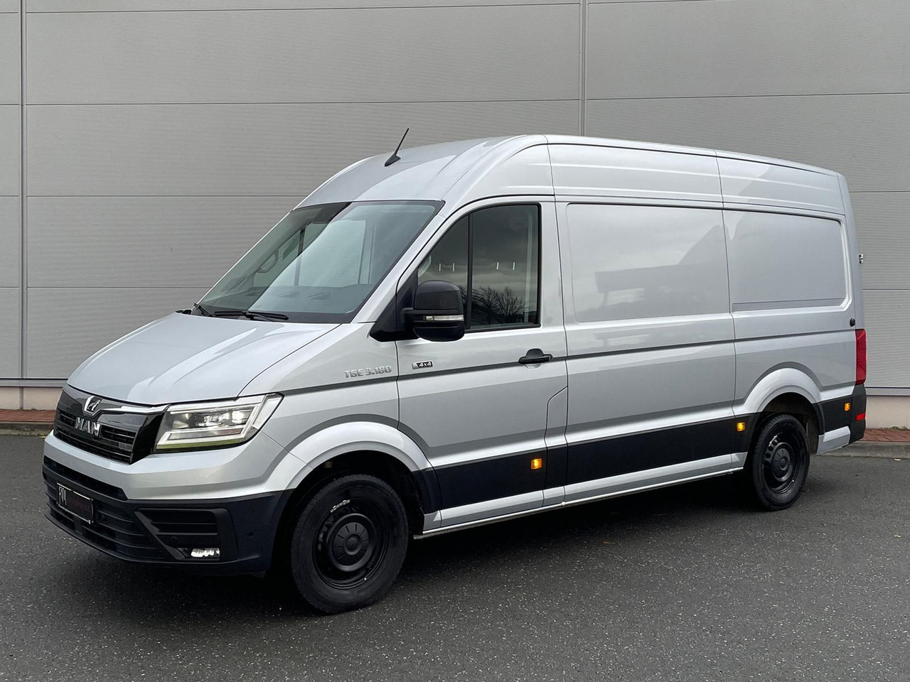 MAN TGE 3.180 L3H3 Kasten 4x4 DIFF NAV ACC STANDH - Легковой автомобиль: фото 1 MAN TGE 3.180 L3H3 Kasten 4x4 DIFF NAV ACC STANDH - Легковой автомобиль: фото 1