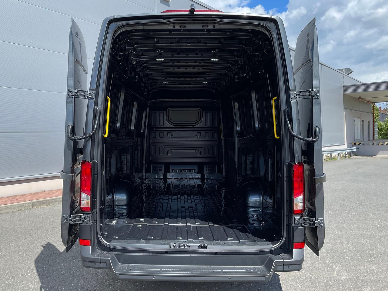 Легковой автомобиль MAN TGE 3.180 L5H3 Kasten STANDHZ ACC LED SITZHZ: фото 37