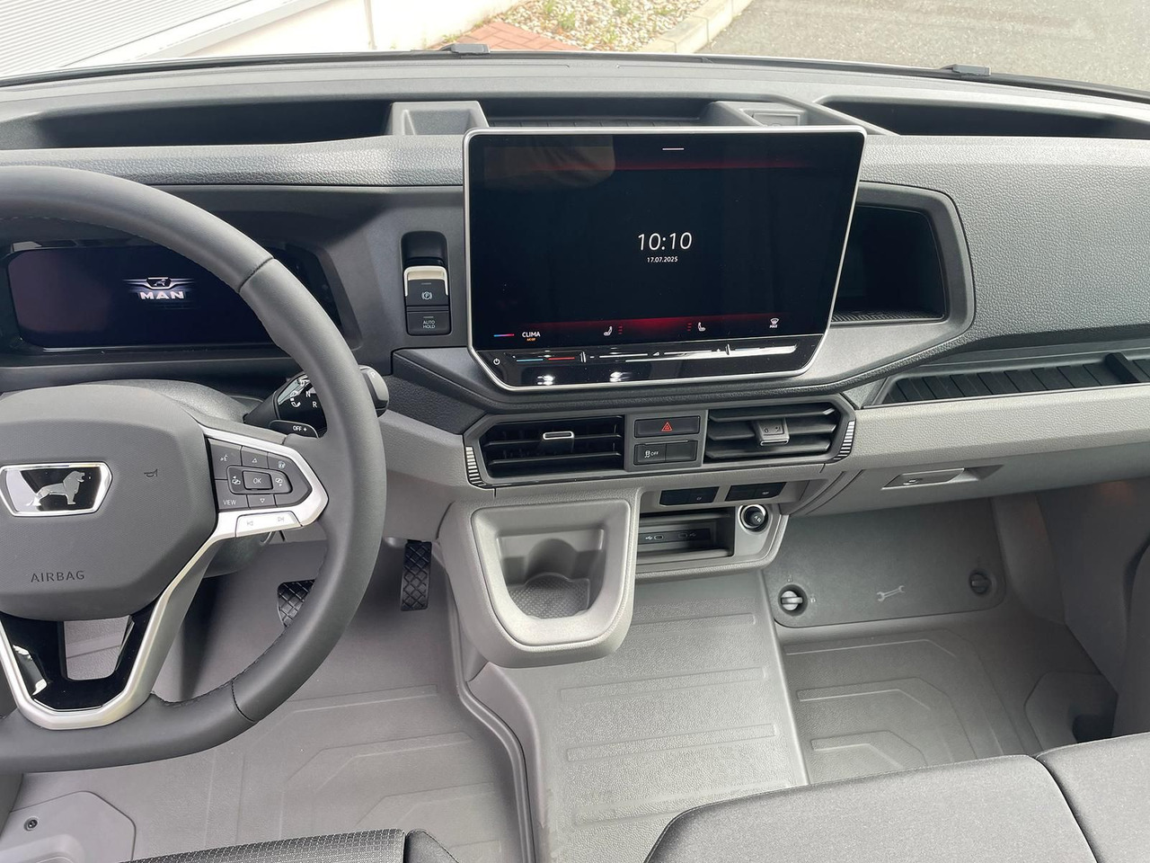 Малотоннажный бортовой грузовик, Грузопассажирский фургон MAN TGE 3.180 Pritsche DOKA MR KAMERA AHK SITZHZ: фото 23 Малотоннажный бортовой грузовик, Грузопассажирский фургон MAN TGE 3.180 Pritsche DOKA MR KAMERA AHK SITZHZ: фото 23