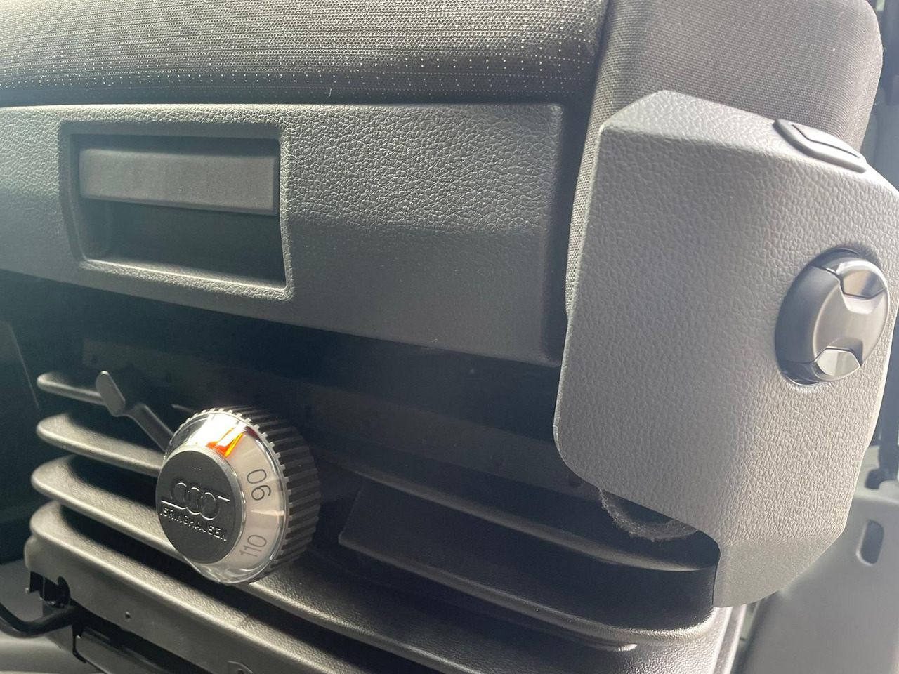 Малотоннажный бортовой грузовик, Грузопассажирский фургон MAN TGE 3.180 Pritsche DOKA MR KAMERA AHK SITZHZ: фото 34 Малотоннажный бортовой грузовик, Грузопассажирский фургон MAN TGE 3.180 Pritsche DOKA MR KAMERA AHK SITZHZ: фото 34