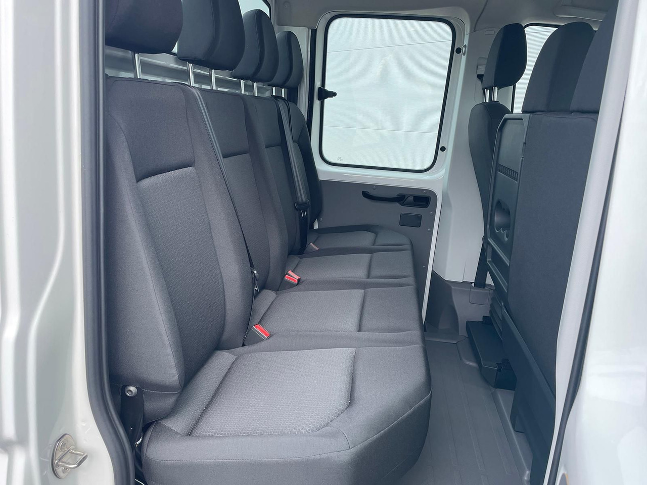 Малотоннажный бортовой грузовик, Грузопассажирский фургон MAN TGE 3.180 Pritsche DOKA MR KAMERA AHK SITZHZ: фото 10 Малотоннажный бортовой грузовик, Грузопассажирский фургон MAN TGE 3.180 Pritsche DOKA MR KAMERA AHK SITZHZ: фото 10