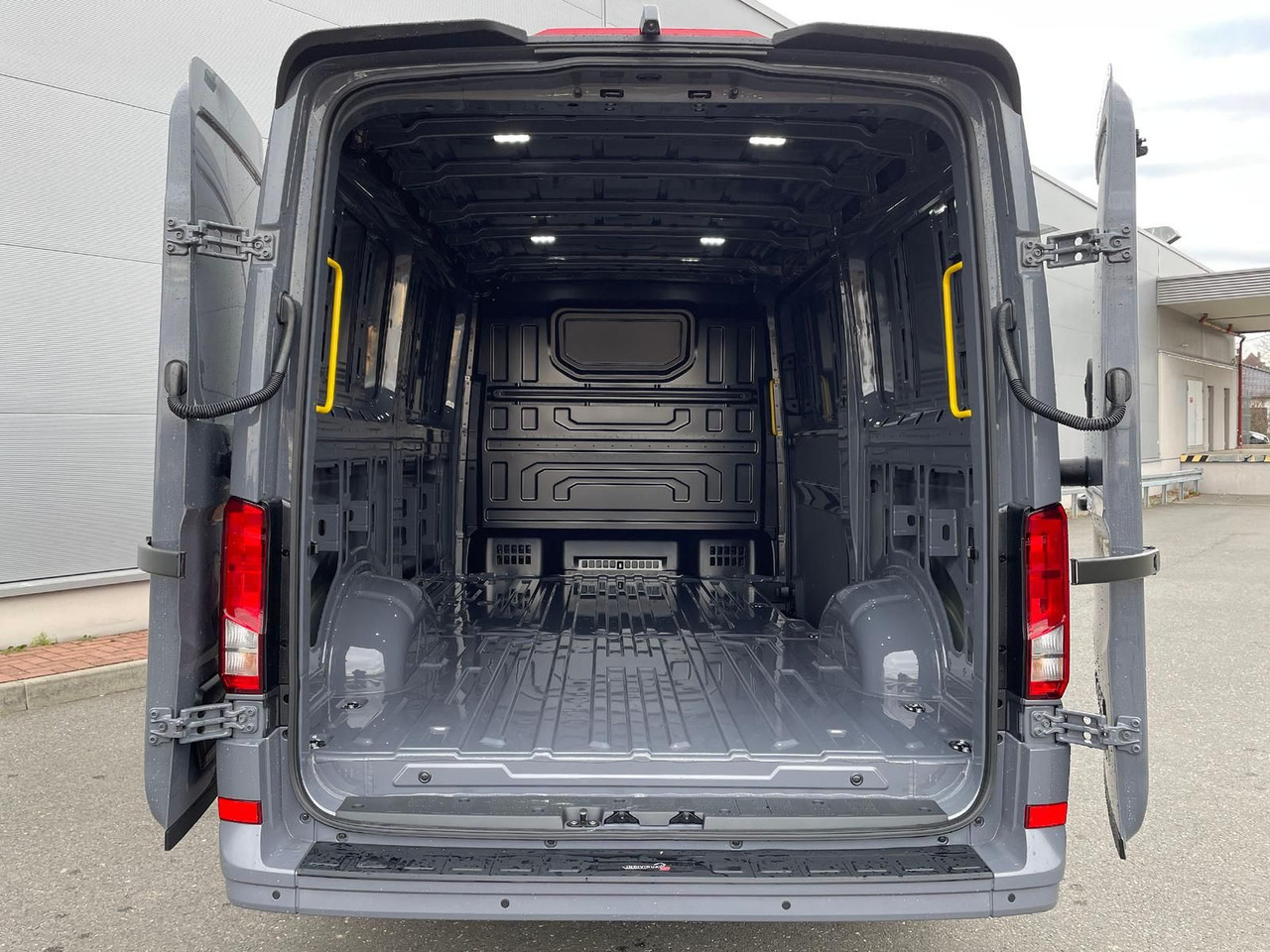 Цельнометаллический фургон MAN TGE 3.200 L3H2 Kasten 4x4 Individual S ACC STHZ: фото 9 Цельнометаллический фургон MAN TGE 3.200 L3H2 Kasten 4x4 Individual S ACC STHZ: фото 9