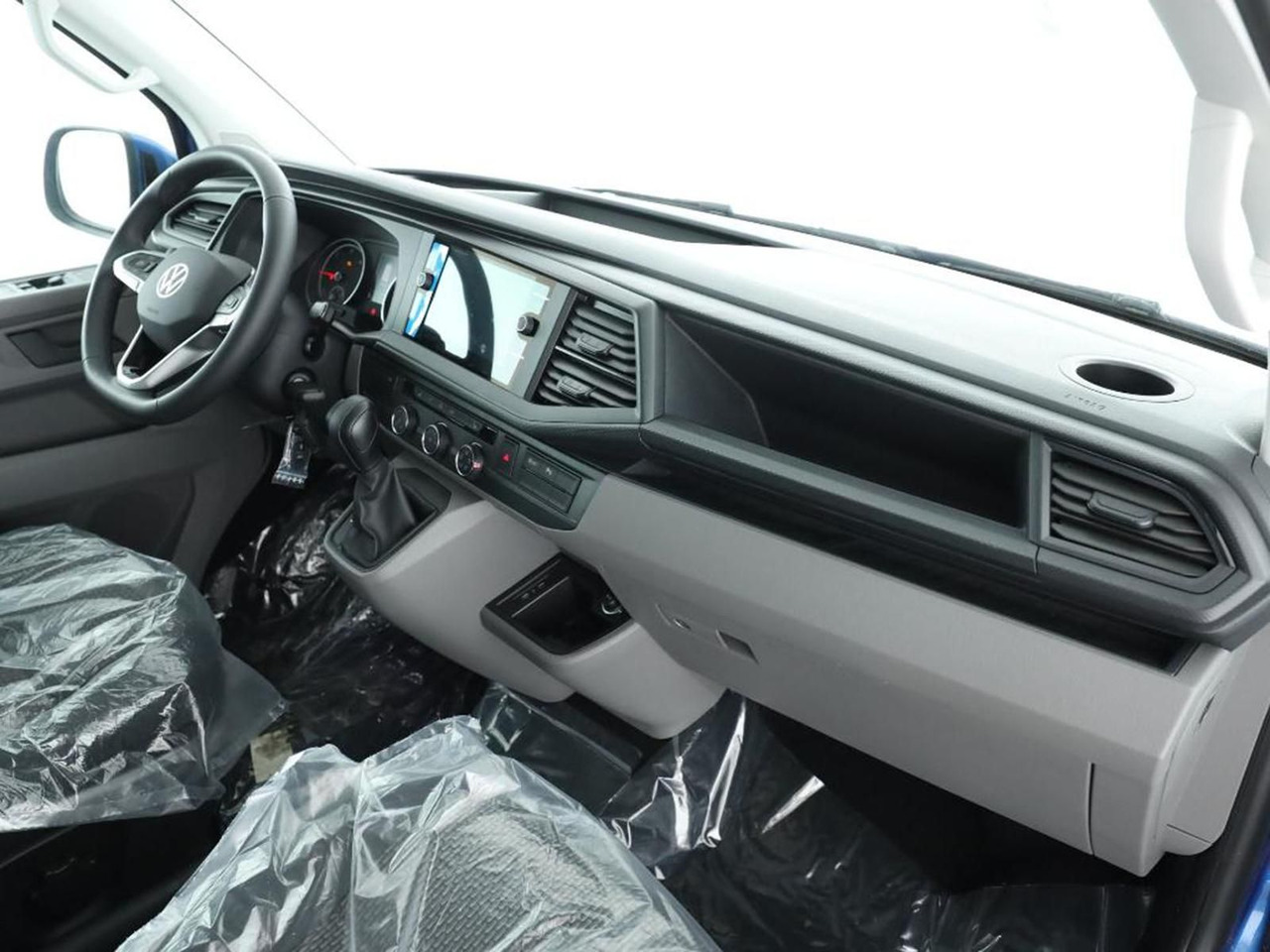 Volkswagen T6.1 Transporter Kombi KR Autom. LED TEMP SITZHZ - Микроавтобус, Пассажирский фургон: фото 3 Volkswagen T6.1 Transporter Kombi KR Autom. LED TEMP SITZHZ - Микроавтобус, Пассажирский фургон: фото 3