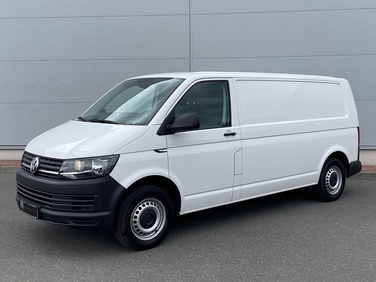 Volkswagen T6 Transporter 2.0 TDI PDC KLIMA - Цельнометаллический фургон: фото 1 Volkswagen T6 Transporter 2.0 TDI PDC KLIMA - Цельнометаллический фургон: фото 1