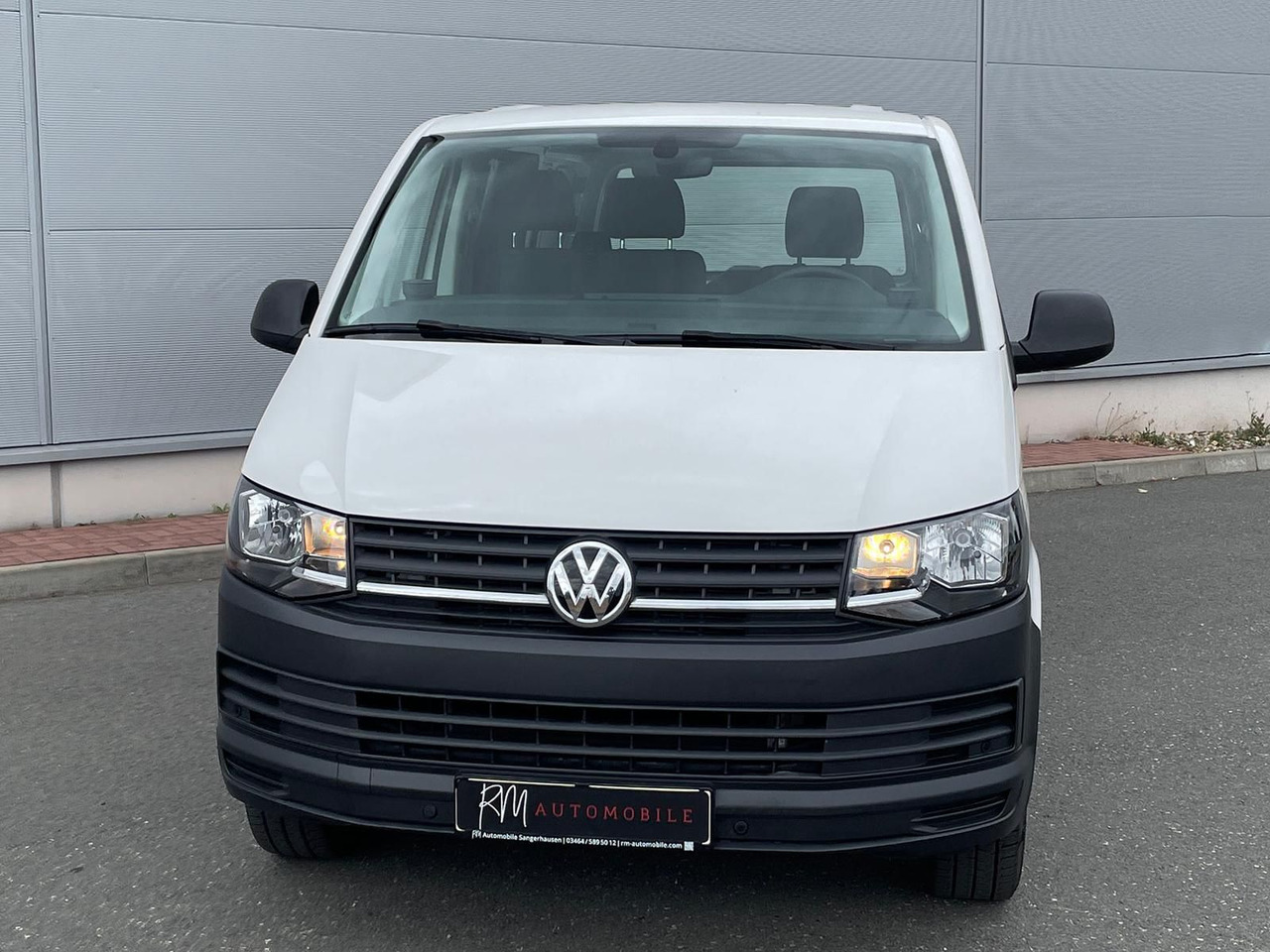 Volkswagen T6 Transporter 2.0 TDI PDC KLIMA - Цельнометаллический фургон: фото 4 Volkswagen T6 Transporter 2.0 TDI PDC KLIMA - Цельнометаллический фургон: фото 4