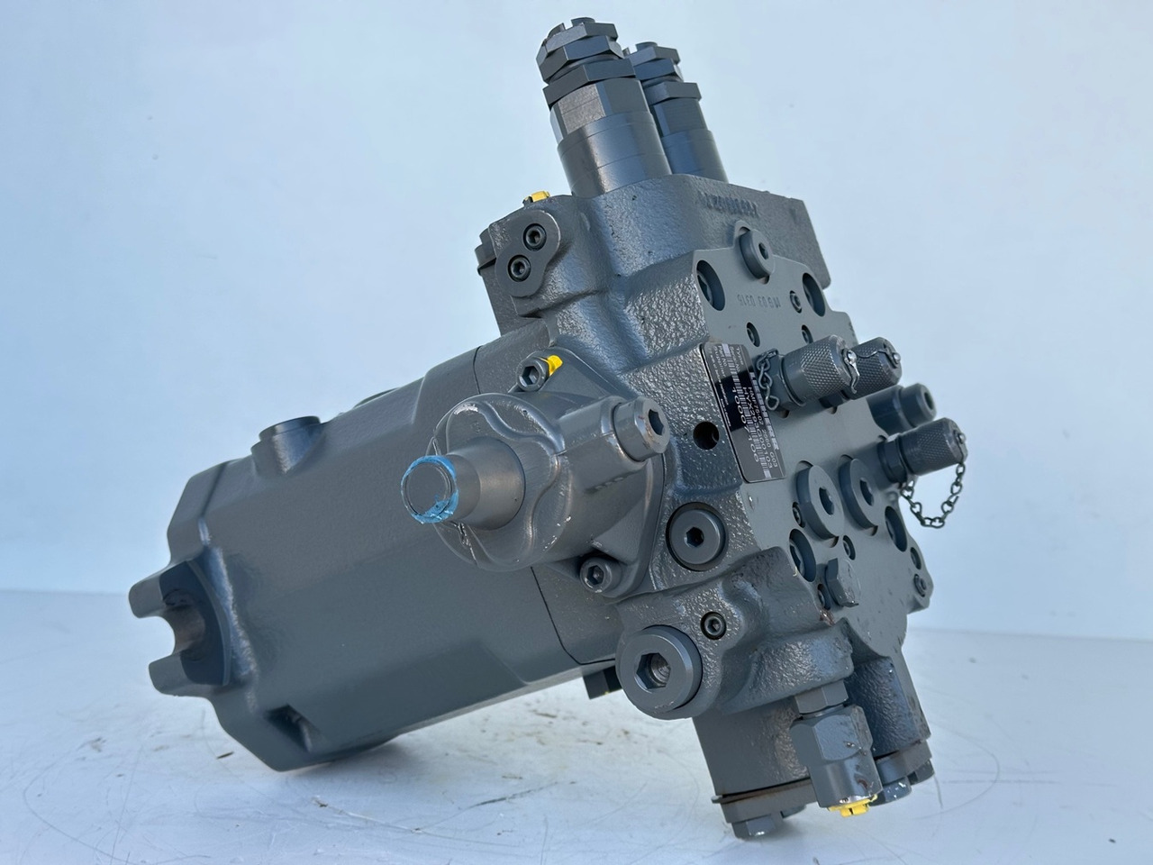 LIEBHERR - LINDE Liebherr-Linde Original Hydromotor Typ:HMF75-02 2560 G 03 mit ID-Nr.10007106. A914 B-LI, A914 LI, A924 B-LI, A924 LI, MG15, MBG12, MG20, MFG10, BG12H #HYX293G00103# - Гидравлический мотор для Колёсных экскаваторов: фото 4 LIEBHERR - LINDE Liebherr-Linde Original Hydromotor Typ:HMF75-02 2560 G 03 mit ID-Nr.10007106. A914 B-LI, A914 LI, A924 B-LI, A924 LI, MG15, MBG12, MG20, MFG10, BG12H #HYX293G00103# - Гидравлический мотор для Колёсных экскаваторов: фото 4