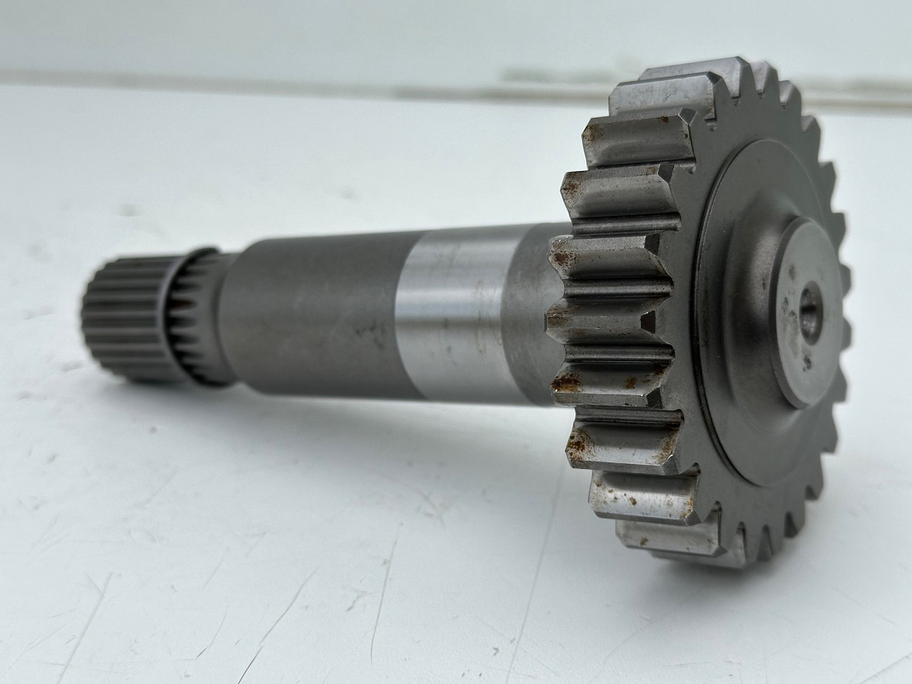 Liebherr Antriebswelle ID-Nr.90216446. FAT350P138. LO1926, LOS926, R922, R924, R926, R930 T. #90216446.17.08# - Бортовой редуктор для Гусеничных экскаваторов: фото 4 Liebherr Antriebswelle ID-Nr.90216446. FAT350P138. LO1926, LOS926, R922, R924, R926, R930 T. #90216446.17.08# - Бортовой редуктор для Гусеничных экскаваторов: фото 4