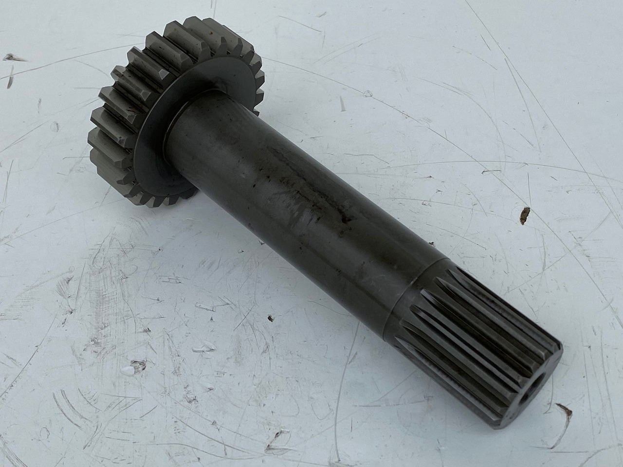 Liebherr Antriebswelle ID-Nr.9443859 - ID-Nr.944385903. LH60, LH80, ER934, ER944, LOS944, LOS946, LOS950, LOS954, R944, R946, R950, R954, RZG390. #AN2804# - Коробка передач для Гусеничных экскаваторов: фото 1 Liebherr Antriebswelle ID-Nr.9443859 - ID-Nr.944385903. LH60, LH80, ER934, ER944, LOS944, LOS946, LOS950, LOS954, R944, R946, R950, R954, RZG390. #AN2804# - Коробка передач для Гусеничных экскаваторов: фото 1