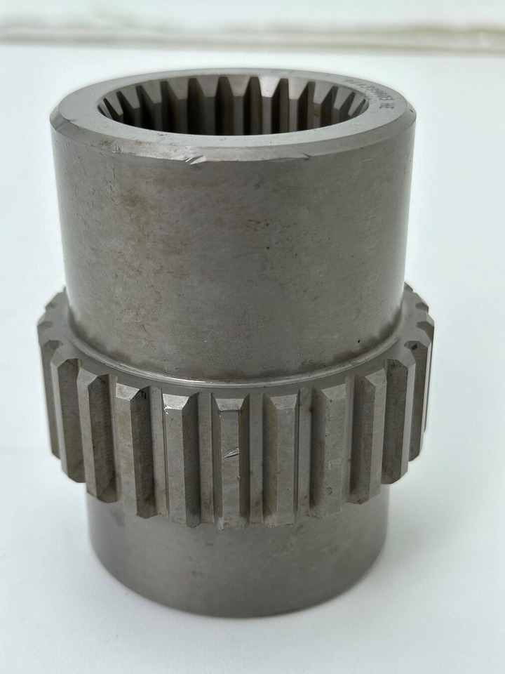 Liebherr Lamellenträger ID-Nr.9443996 - ID-Nr.944399603. FAT550, FAT550/556. LU950C, LU950CLGP, LU950CLT, PR742, PR742B, PR742BL, PR742BM, RL42B. #9443996.01# - Бортовой редуктор для Строительной техники: фото 1 Liebherr Lamellenträger ID-Nr.9443996 - ID-Nr.944399603. FAT550, FAT550/556. LU950C, LU950CLGP, LU950CLT, PR742, PR742B, PR742BL, PR742BM, RL42B. #9443996.01# - Бортовой редуктор для Строительной техники: фото 1