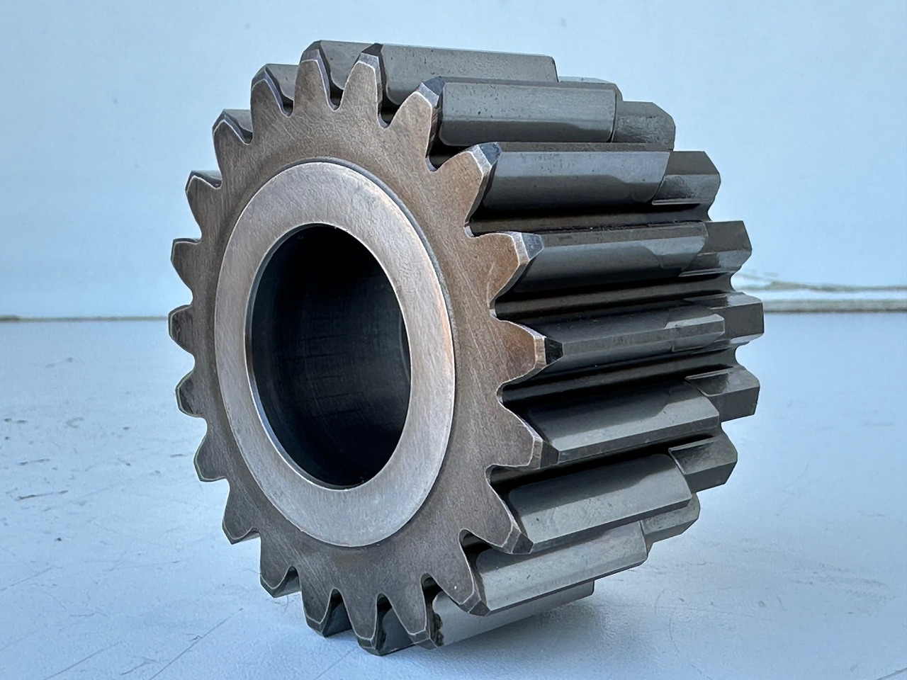 Liebherr Sonnenrad ID-Nr.90002821. FAT400P112, FAT400P130, FAT400P139. R926, R928, R930, R934, R936, R938, R940, R944, R946, R950 T. #90002821.06.08.03# - Бортовой редуктор для Экскаваторов: фото 2 Liebherr Sonnenrad ID-Nr.90002821. FAT400P112, FAT400P130, FAT400P139. R926, R928, R930, R934, R936, R938, R940, R944, R946, R950 T. #90002821.06.08.03# - Бортовой редуктор для Экскаваторов: фото 2