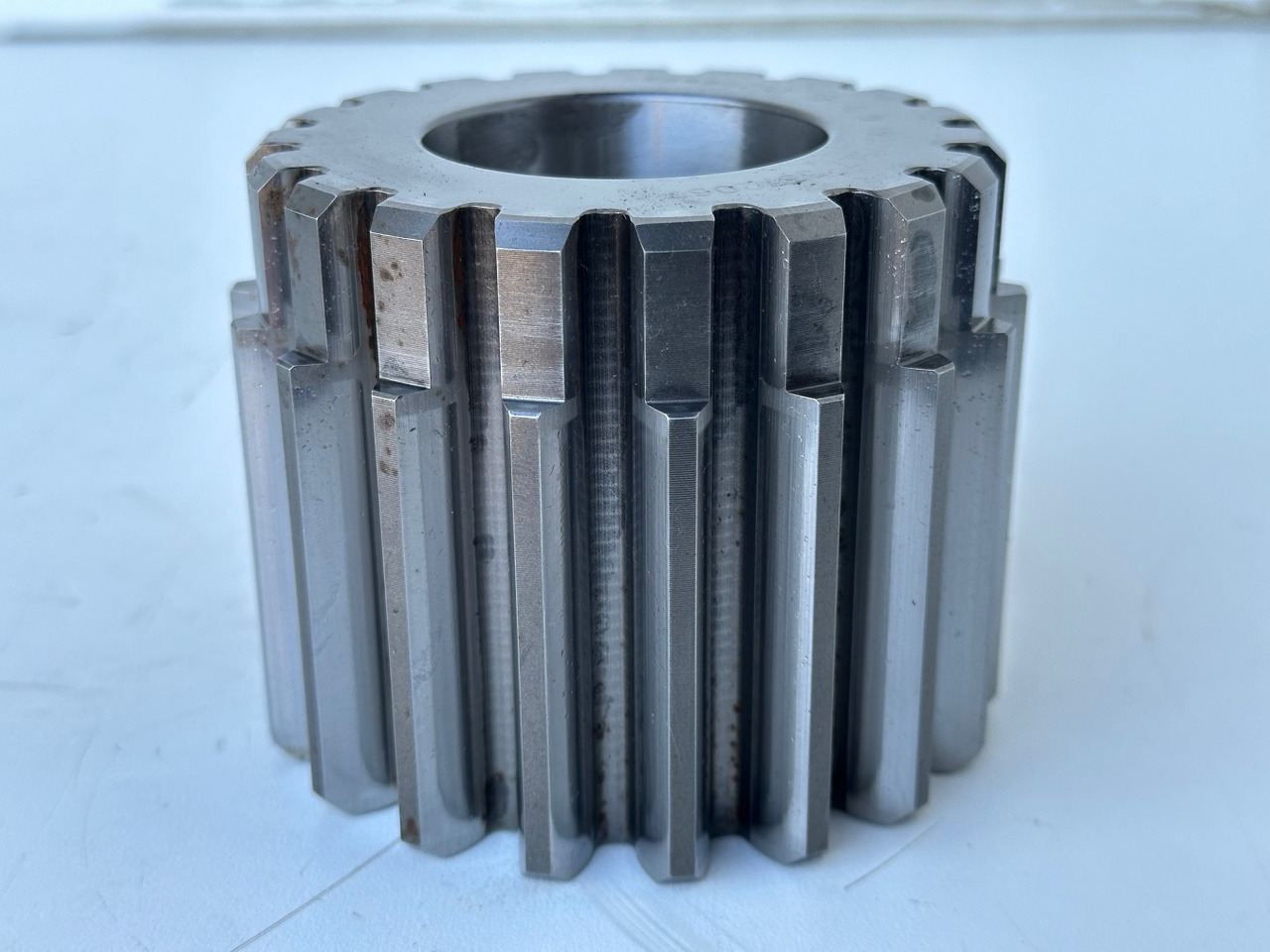 Liebherr Sonnenrad ID-Nr.969490701. FAT355P076-FAT355P077-FAT355P120. LH26,LH30C,LH40C,LO1916,LO1926,LOS916,LOS926,R906,R916,R920,R922,R924,R926. #969490701.06.08# - Бортовой редуктор для Гусеничных экскаваторов: фото 4 Liebherr Sonnenrad ID-Nr.969490701. FAT355P076-FAT355P077-FAT355P120. LH26,LH30C,LH40C,LO1916,LO1926,LOS916,LOS926,R906,R916,R920,R922,R924,R926. #969490701.06.08# - Бортовой редуктор для Гусеничных экскаваторов: фото 4