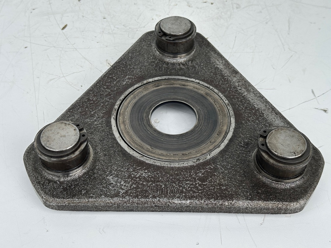 Original Liebherr Planetenträger ID-Nr.90214391. FAT400P130. LOS926,R926,R930,R934,R936 K-LC,R936 K-NLC,R936 K-SLC,R938. #90214391.FI.2049# - Бортовой редуктор для Строительной техники: фото 1 Original Liebherr Planetenträger ID-Nr.90214391. FAT400P130. LOS926,R926,R930,R934,R936 K-LC,R936 K-NLC,R936 K-SLC,R938. #90214391.FI.2049# - Бортовой редуктор для Строительной техники: фото 1