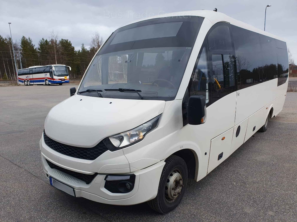 IVECO First Daily 70C17 - Микроавтобус, Пассажирский фургон: фото 4 IVECO First Daily 70C17 - Микроавтобус, Пассажирский фургон: фото 4