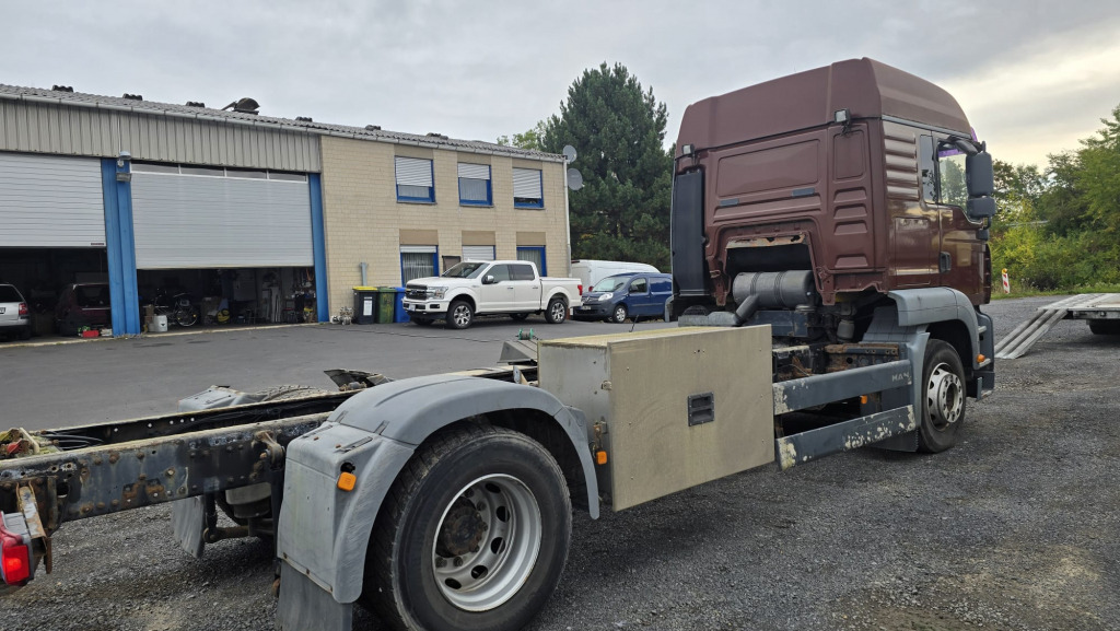 MAN TGA 18.430 4x2  (Nr. 6167) - Грузовик-шасси: фото 5 MAN TGA 18.430 4x2  (Nr. 6167) - Грузовик-шасси: фото 5