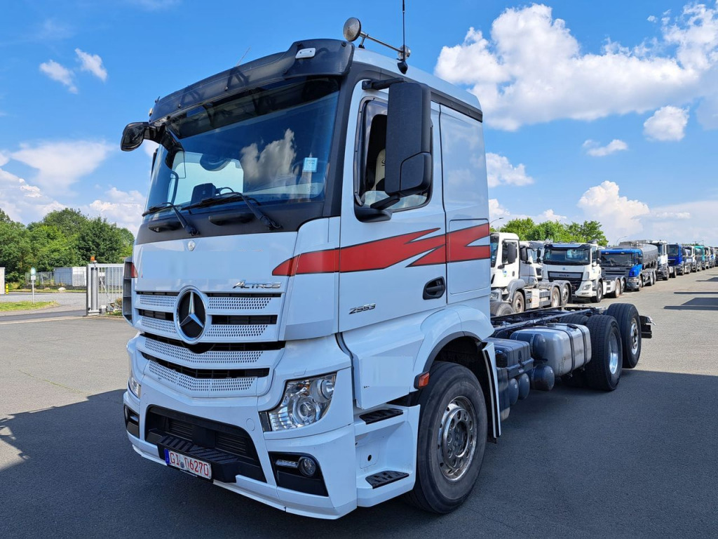 Mercedes Benz 2553 Actros 6x2  (Nr. 5804) - Грузовик-шасси: фото 2 Mercedes Benz 2553 Actros 6x2  (Nr. 5804) - Грузовик-шасси: фото 2