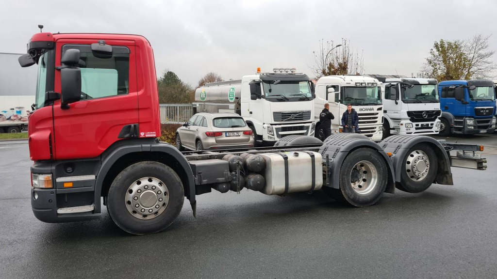 Scania P 400 6x2 RECHTSLENKER(Nr. 5018) - Грузовик-шасси: фото 3 Scania P 400 6x2 RECHTSLENKER(Nr. 5018) - Грузовик-шасси: фото 3