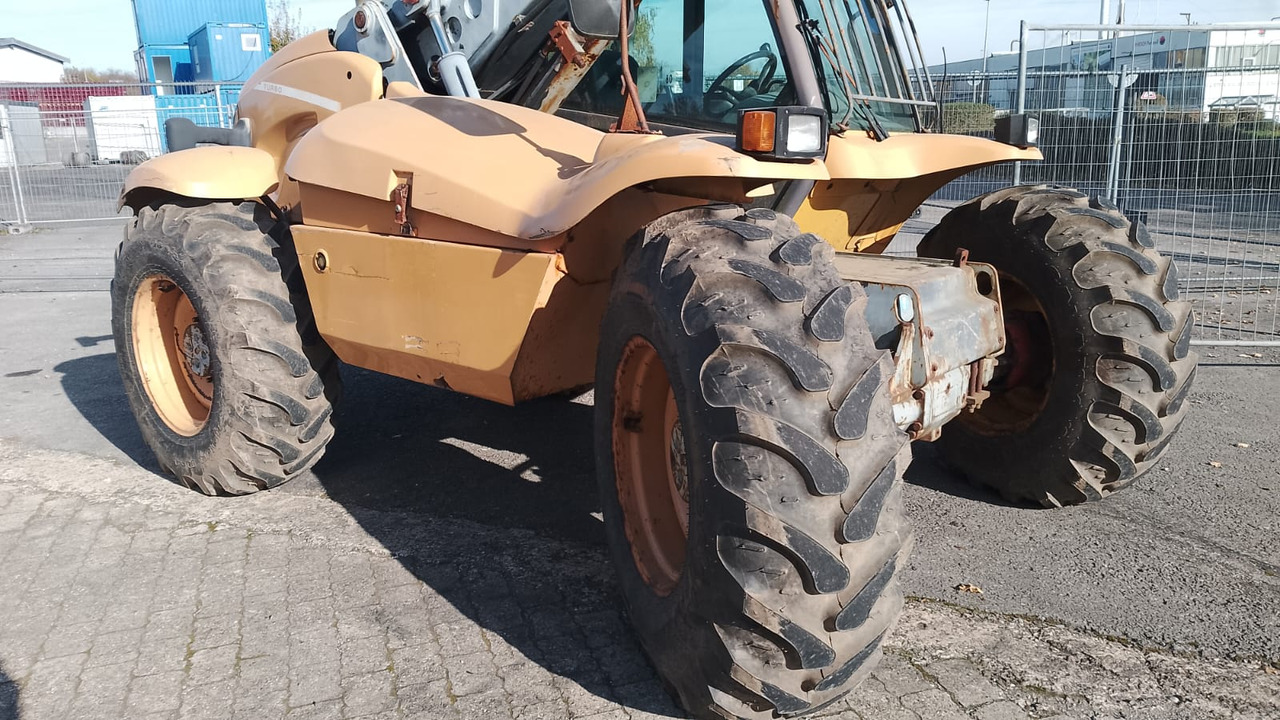 Телескопический фронтальный погрузчик New Holland LM410 Turbo: фото 6