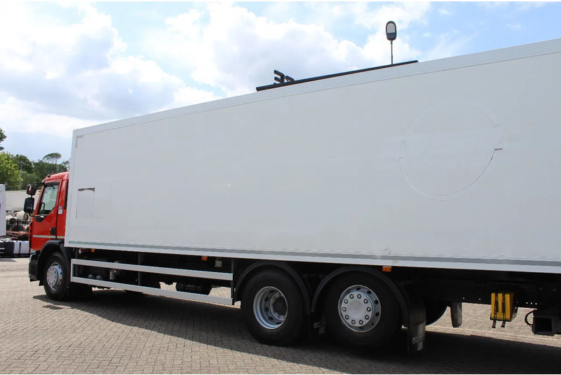 Renault D * WIDE 26 * CARRIER * 6X2 LIFT * - Рефрижератор: фото 3 Renault D * WIDE 26 * CARRIER * 6X2 LIFT * - Рефрижератор: фото 3