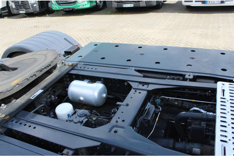 Тягач Iveco STRALIS 400 * RETARDER * CNG * 4X2 * LOW KM *: фото 7