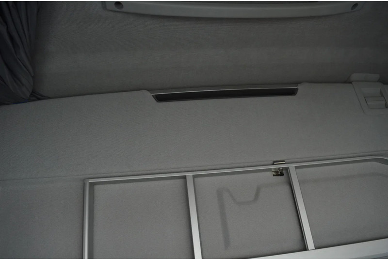 Тягач Renault T460 * EURO6 * T460 * 4X2 * RETARDER *: фото 13 Тягач Renault T460 * EURO6 * T460 * 4X2 * RETARDER *: фото 13