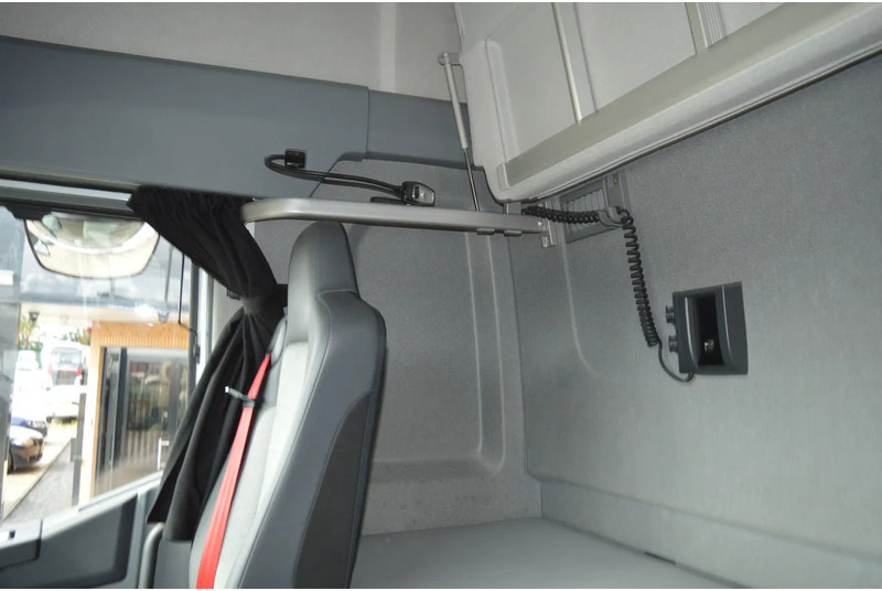 Тягач Renault T460 * EURO6 * T460 * 4X2 * RETARDER *: фото 16 Тягач Renault T460 * EURO6 * T460 * 4X2 * RETARDER *: фото 16