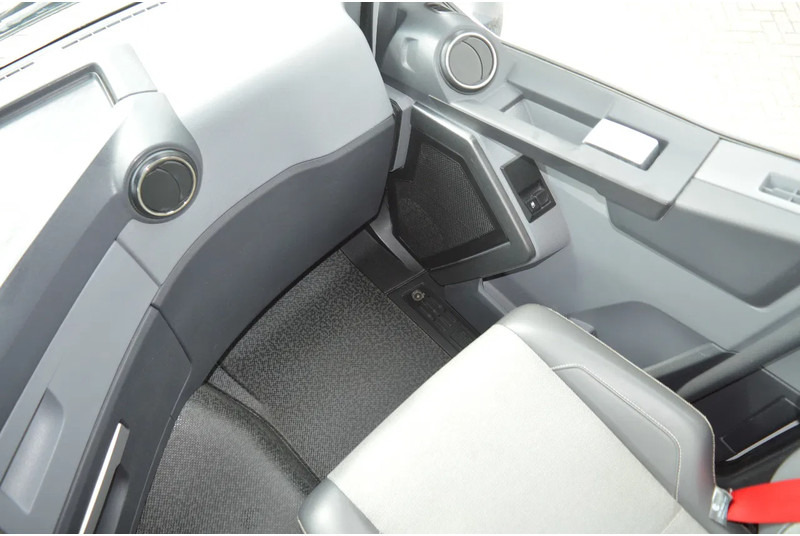 Тягач Renault T460 * EURO6 * T460 * 4X2 * RETARDER *: фото 10 Тягач Renault T460 * EURO6 * T460 * 4X2 * RETARDER *: фото 10