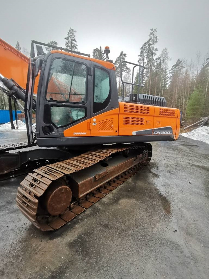 Doosan DX 300 LC-5 - Гусеничный экскаватор: фото 2 Doosan DX 300 LC-5 - Гусеничный экскаватор: фото 2