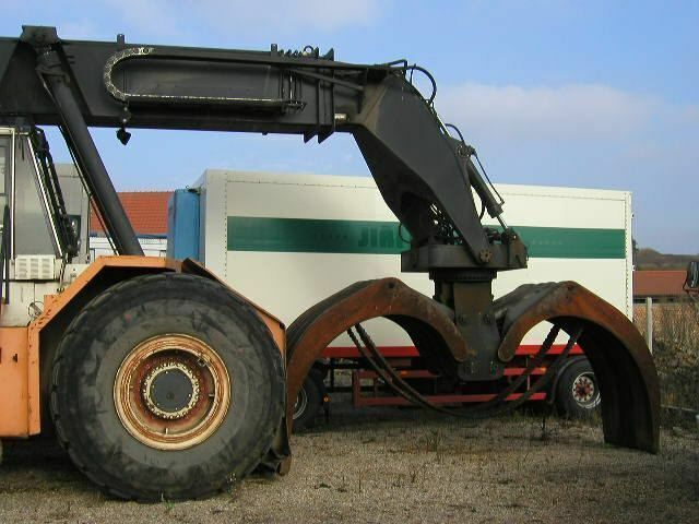 Kalmar SISU RTD1523 - Ричстакер: фото 2 Kalmar SISU RTD1523 - Ричстакер: фото 2